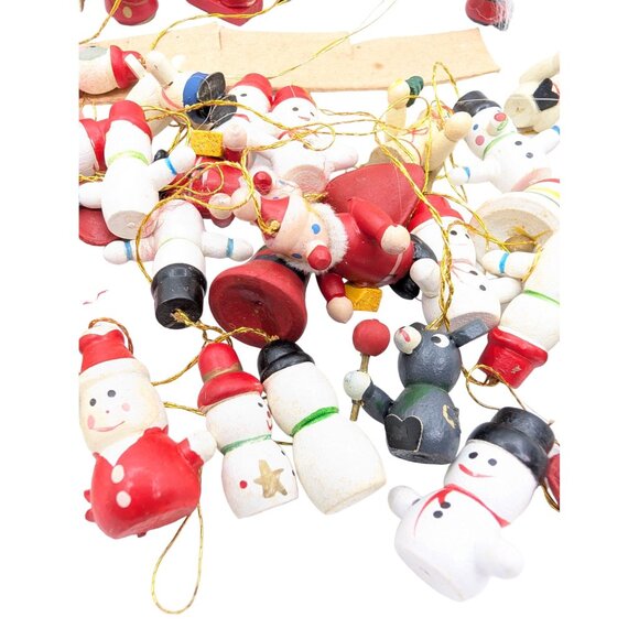 Vtg Bundle Wood & resin? Christmas Tree Ornaments small Figurines - Picture 4 of 16